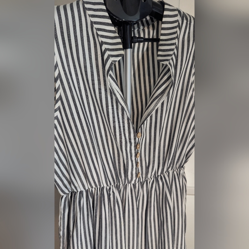 Striped Sleeveless Tiered Midi Dress – Black/White – Women’s M - Picture 3 of 7